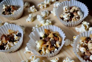 Recipes: Popcorn Clusters 