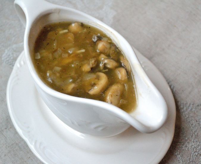 DIY Wednesday: Mushroom Gravy | Life Healthfully Lived