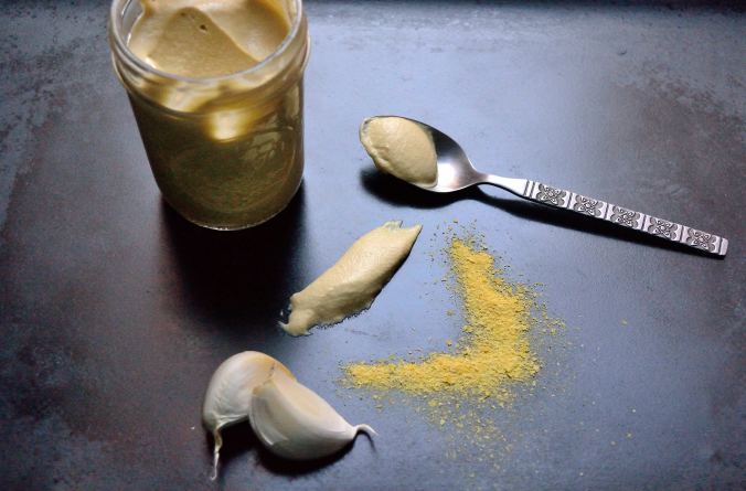 DIY Wednesday: Cheesy Garlic Spread | Life Healthfully Lived
