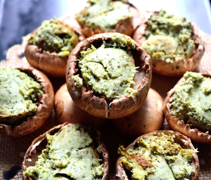 Spinach-Artichoke Stuffed Mushrooms | Life Healthfully Lived