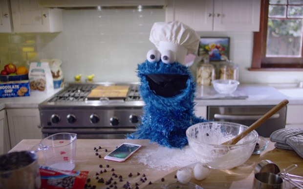 Greek Food, Christmas Music, & Chocolate Chip Cookies | Life Healthfully Lived