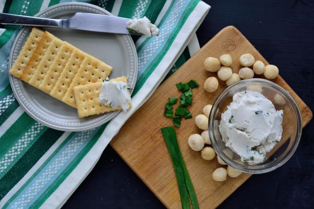 Macadamia Chive Cream Cheese | Life Healthfully Lived