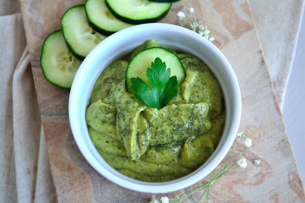 Avocado Tzatziki Sauce | Life Healthfully Lived