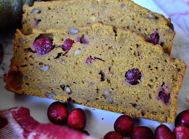 Pumpkin Cranberry Bread | Life Healthfully Lived